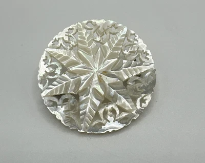 Broche prendedor estrella 7 puntas madreperla Belén vintage Belén BELÉN Foto 1 de 4