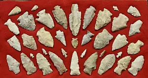 ATTRACTIVE FRAMED COLLECTION 37 MISSOURI ARROWHEADS AUTHENTIC INDIAN ARTIFACT M2 - Picture 1 of 8