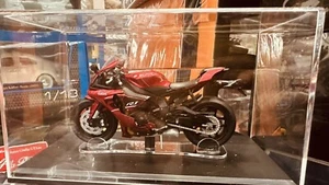 CM-MODELS CM18-R1-0003RED YAMAHA - YZF-R1 2022 - RED BLACK - 1/18 - Foto 1 di 2