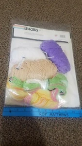 New Bucilla Plastic Canvas Kit 6015 Mrs Bunny Family Wall Decor Set of 6 - Picture 1 of 3