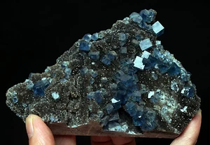 Cubo azul transparente 309 g muestra mineral de cristal de fluorita/China 1 - Imagen 1 de 9