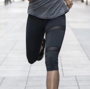 ZYIA Active Mesh Cropped Black Athletic Leggings Size Medium - Picture 1 of 9