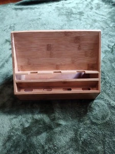 Pampered Chef Bamboo Wood Charging Station, Dock, Cradle & 4 Port USB Hub - Picture 1 of 4