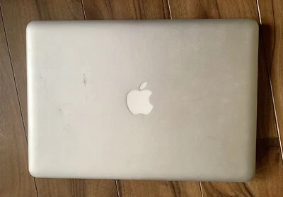 Apple MacBook Pro 13.3" (500GB, Intel Core i5 3th Gen., 2.5 GHz, 4GB) Laptop... - Image 1 of 4