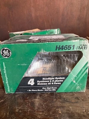 NEW GE H4651 Replacement Headlight Headlight System 12 V 50 W 2 Prong Base - Image 1 of 4