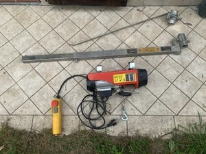 Paranco montacarichi sollevatore argano elettrico a fune con telecomando 220v - Foto 1 di 3