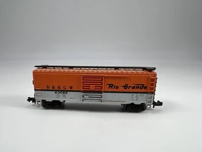 Bachmann #60066 N Scale Rio Grande D&RGW Box Car Good Condition - Image 1 of 4