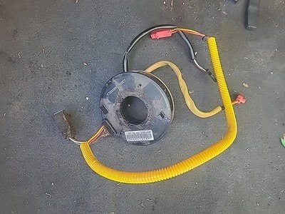 99-04 LAND ROVER DISCOVERY II MUELLE RELOJ YRC10035024335012 Foto 1 de 3