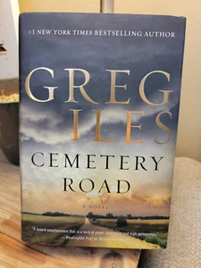 Cemetery Road by Greg Iles 2019 1st Edition 1st Printing HB DJ Very Good Cond!! - Imagen 1 de 12