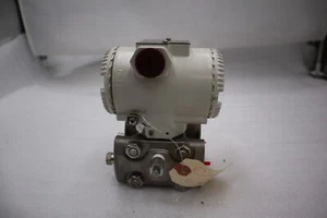 ABB 264DSESSB2A1 Pressure Transmitter 2600T Hart Smart  STOCK 5891 - Picture 1 of 4