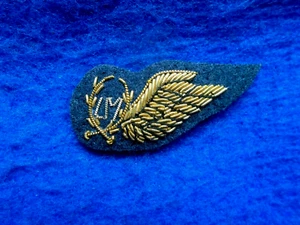 NEW ROYAL AIR FORCE, RAF, AIR LOADMASTER MESS DRESS BREVET - Picture 1 of 2