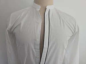 HUGO BOSS CIRCULAR RED TAG NEW Men's Slim Fit CASUAL SHIRT SIZE 15/38 - Picture 1 of 17