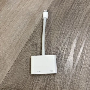Genuine Apple Lightning AV Cable to HDMI Port Adapter for iPhone 14 13 12 11 XR - Afbeelding 1 van 4