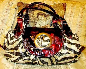 GG...ING SHIMMERY SNAKESKIN/ZEBRA PRINT SATCHEL WITH BURGUNDY SHINY ACCENT/TRIM - Picture 1 of 12