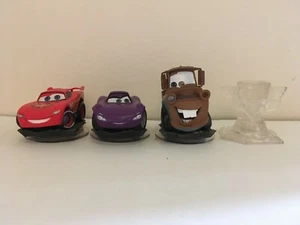 Disney Infinity 1.0 Cars Saetta McQueen Mater Holley personaggi e playset - Foto 1 di 1