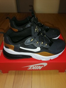 nike 270 37