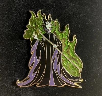 Prendedor Maléfica Bella Durmiente Disney Halloween 2011 LE 350 Foto 1 de 2