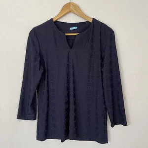 J. MCLAUGHLIN Größe Large dunkelblau Popover V-Ausschnitt Top Ton in Ton Ketten-Design - Bild 1 von 6