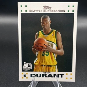 Kevin Durant 2 Of 14 2007-2008 Topps NBA RC ROOKIE White 50th - Bild 1 von 2