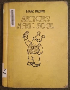 Arthur's April Fool + Arthur's Computer Disaster by Marc Brown - hardcover books - Foto 1 di 2