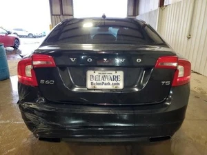 Passenger Lower Control Arm Front AWD VIN T Fits 14-18 VOLVO S60 2847979 - Picture 1 of 12