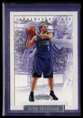 Escaparate Fleer #100 2002-03 Hedo Turkoglu Foto 1 de 2
