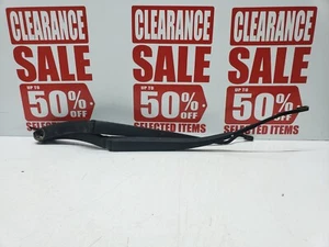 KIA SORENTO XM MK2 PAIR OF FRONT WINDSCREEN WIPER ARMS 2011 - Picture 1 of 13