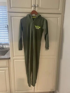 GAP  Kids Star Wars BABY YODA One Piece Pajamas with Hood - Youth Size 12 - Picture 1 of 6