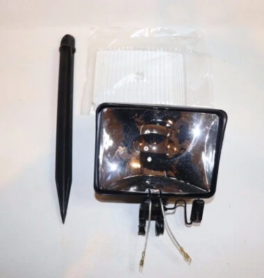 Vintage 1980s Malibu XL 7w Low Voltage LV108 Rectangular Floodlight 7 watt bulb - Image 1 of 3