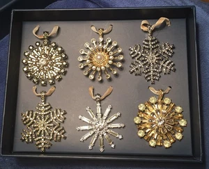 Joy by Joanna Buchanan - Christmas Snowflake Ornaments Pendants Set of 6 Jewelry - Picture 1 of 10