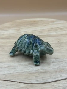 Wade Porcelain Green Tortoise Colour Variant - Picture 1 of 4