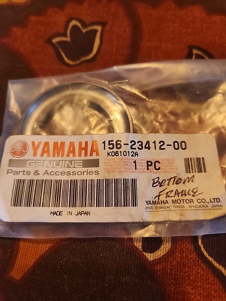 Nuevo OEM YAMAHA Bearing Race, 156-23412-00 Foto 1 de 1