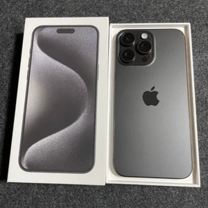 Apple iPhone 15 ProMax 256GB SBLOCCATO Nero Titanio Doppia SIM Usato Gratis - Foto 1 di 9