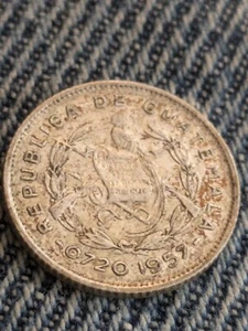 Guatemala 1957 5 centavos en estado bastante bueno+ plata - Imagen 1 de 2