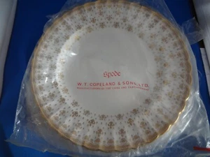 4 Spode Y8063 Gold Scalloped " Fleur De Lys" 5.5" Bread &Butter Plates - Bild 1 von 5