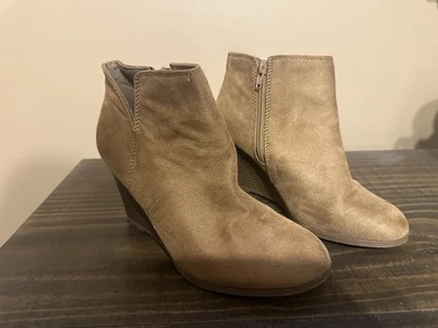 Botines de gamuza marrón SODA para mujer 8 botines cremallera cuña tacón alto 8 1/2 Foto 1 de 4