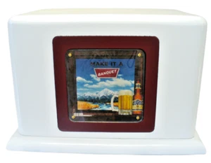 AUSVERKAUF--BESTES ANGEBOT ALLER ZEITEN!!!--COORS BIER--HANDGEFERTIGTE EINÄSCHERUNGSURNE AUS HOLZ - Bild 1 von 1