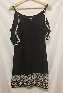 Trixxi Boho Slip Dress Women XS Black White Embroidered Cold Shoulder Pullover - Picture 1 of 11