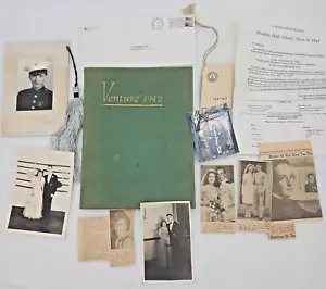 Hamden High School 1942 New Haven CT Connecticut Yearbook Reunion Ephemera Prom - Picture 1 of 24