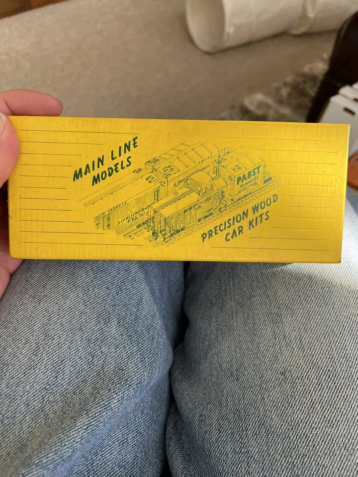 Main Line Model XR-1 RENKENS MILK  & CREAM 50' Express Reefer CRAFTSMAN WOOD KIT - Image 1 of 4