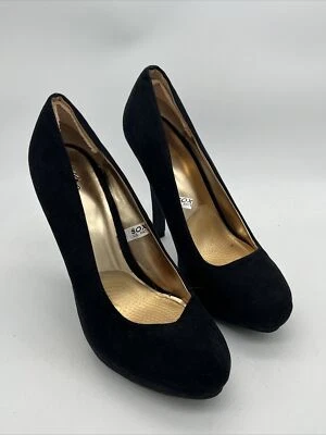 Mossimo Suede Comfort Pumps Closed Toe Slip On Heels Size 7.5 Prom Wedding - Image 1 of 4