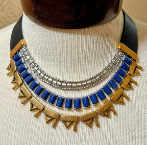 Collana dichiarazione stella e punti pelle, pietra blu e argento toni oro ottime condizioni - Foto 1 di 10