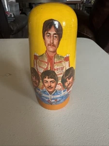 The Beatles SGT. Pepper's 5 Stück Russian Style Beatlemania Portrait Nesting Doll - Bild 1 von 19