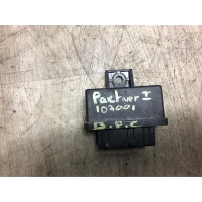 RELE' CANDELETTA PRERISCALDAMENTO Peugeot Partner Combispace 2007 - Immagine 1 di 4