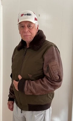 Chaqueta Bomber Estilo Vintage Cabina EE. UU. XL Oliva con Mangas de Cuero Marrón y Piel Foto 1 de 4