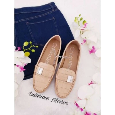 Mocasines planos Calvin Klein para mujer Lisa clásicos sin cordones con estampado animal tostado talla 8,5 Foto 1 de 4