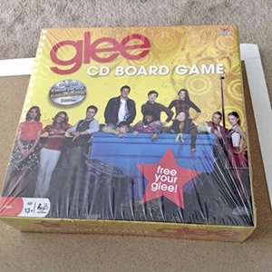 NEW & COMPLETE Glee CD Board Game: Board/150 Cards/CD Musical Theatre TV Show - Picture 1 of 1