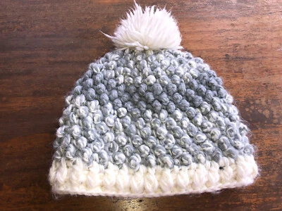 Gorro Eddie Bauer tejido multicolor pompón talla única para mujer forrado de vellón Foto 1 de 4