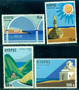 1971 Tourismus, Festung, Dorfkirche, Bergstraße, sonniger Strand, Zypern, 365, postfrisch - Bild 1 von 1