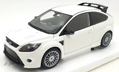 Minichamps 1/18 Scale Diecast 100 080002 - Ford Focus RS 2010 - White - Image 1 of 4